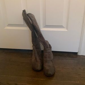 Baretrap Ronya distressed boot - mushroom micro - size 9